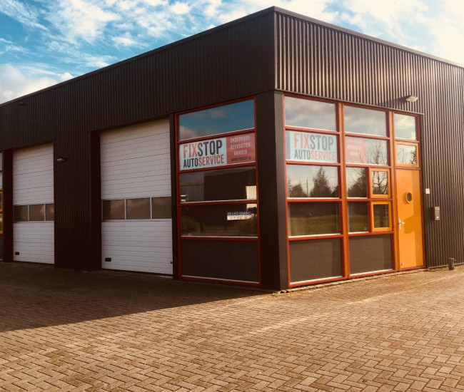 Nieuw autogarage geopend in Dronten