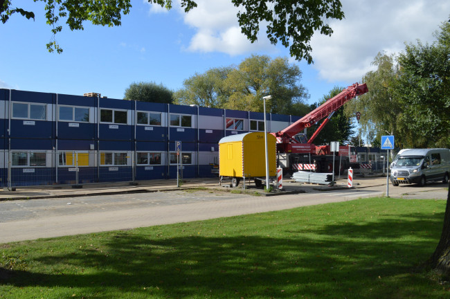 Tijdelijk gemeentehuis aan Educalaan: „Jaja, de ambtenaren worden in de watten gelegd”