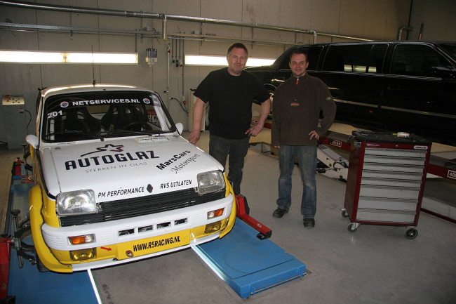 Mars Cars viert opening met Open Huis