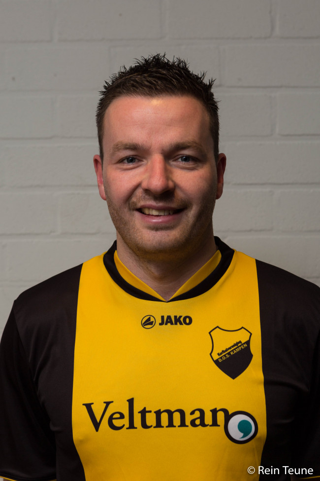BENAUWDE OVERWINNING KORFBALLERS DOS