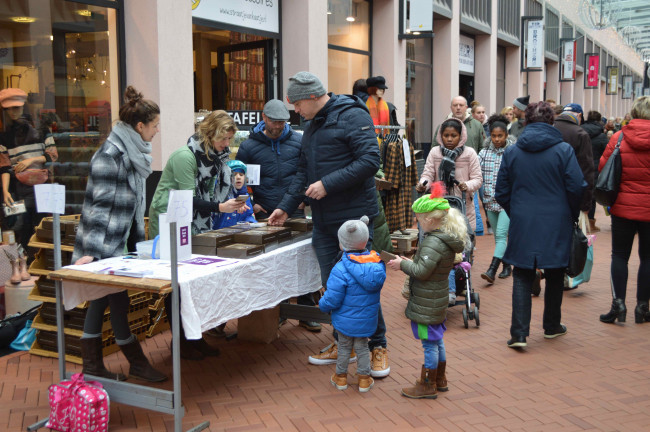 Ladies Circle in winkelcentrum Suydersee.
