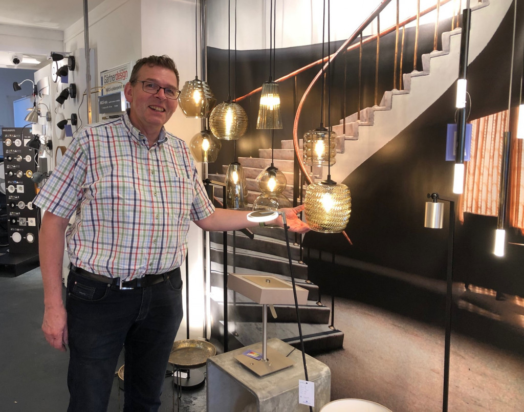 Van Heerde Licht houdt openingsactie op nieuwe locatie
