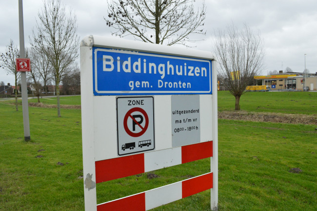 Woninginbraak in Biddinghuizen; poging tot inbraak in Dronten