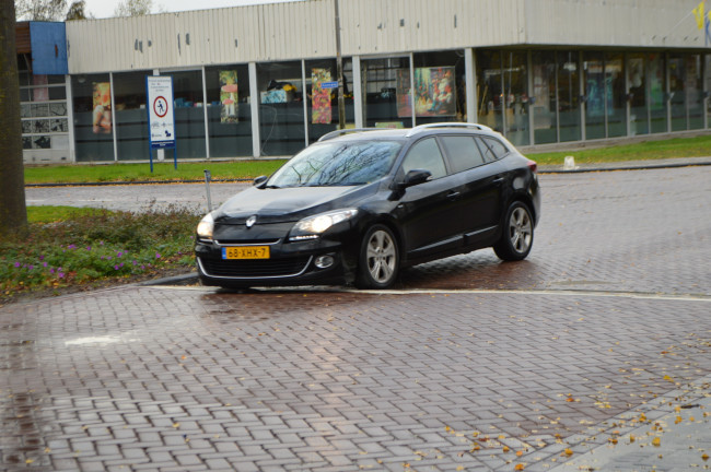 Verkeersdrempel in Biddinghuizen.