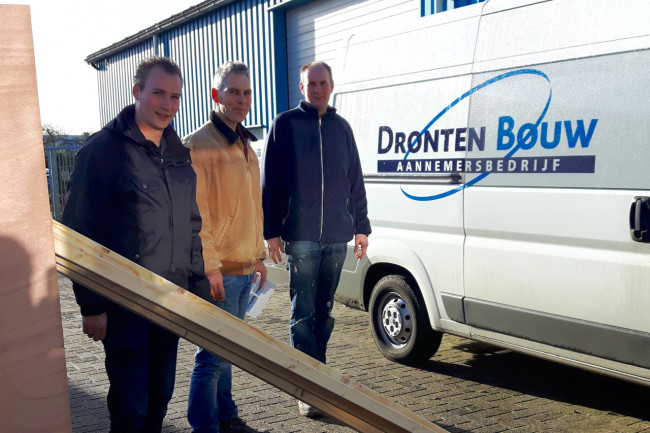 Aannemersbedrijf Dronten Bouw sponsort tweede welpengroep Flevo-Scouts