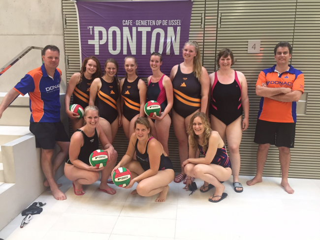 Deltasteur heeft na jaren weer dameswaterpoloteam