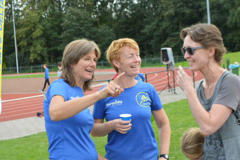 Dorine van Arendonk (links) en Marjo de Groot (midden)., https://brugnieuws.nl/uploads/1d2c9db6615c9a7525f166bafa882b114549e3b0.jpeg
