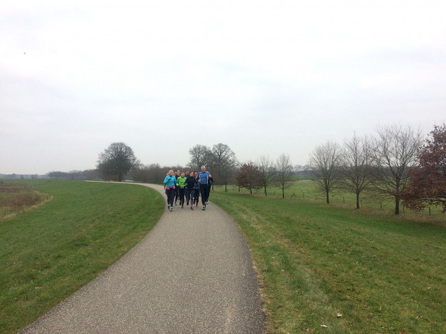 AV PEC 1910 verzorgt clinics halve marathon en 4 Engelse Mijl