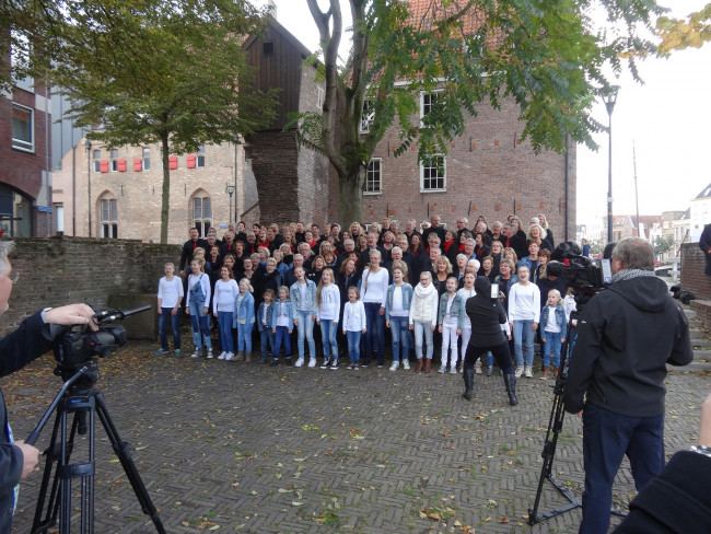 Muzikale verwondering - uniek ‘kerstnummer’ uitgebracht; Vijf verschillende nummers mengen zich tot één geheel