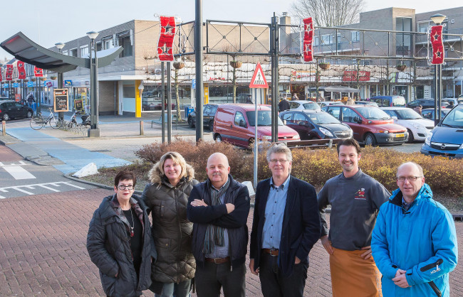Kerstproeverij bij Winkelcentrum West