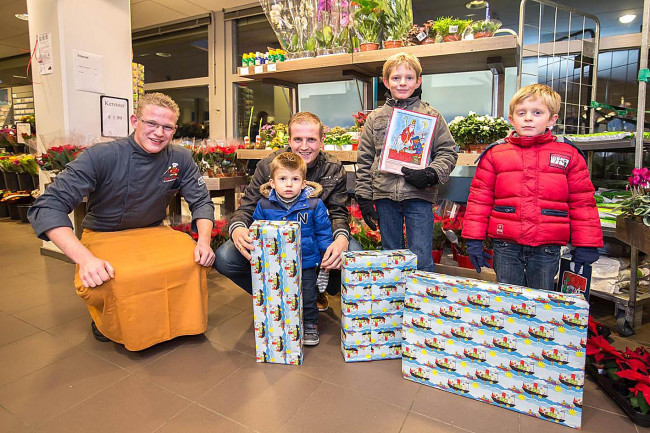 Winkeliers Winkelcentrum West delen prijzen uit