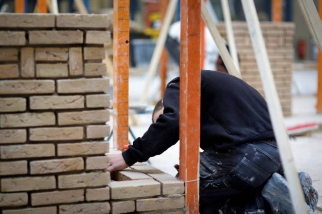 Voorronde NK metselen en onderlinge wedstrijden timmeren bij OVG