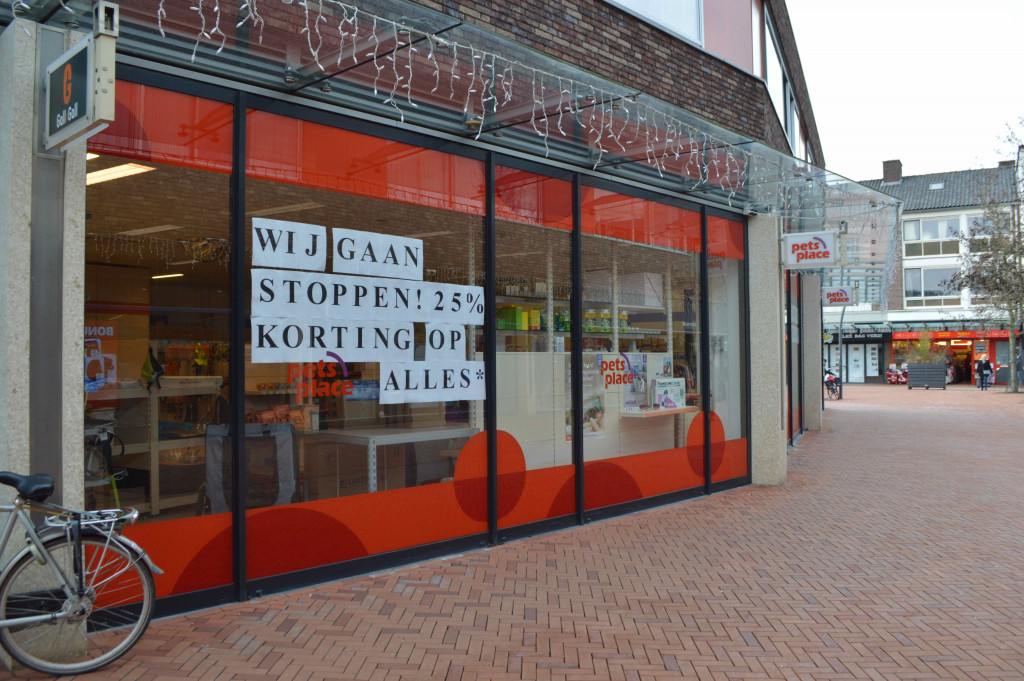 Bakkerij Tietema vestigt zich in het voormalige pand van Pets Place.