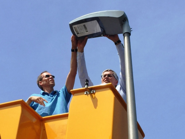 LED-verlichting in een gemeentelijke lantaarnpaal.