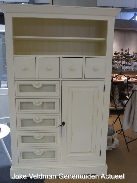 Grandioze meubel & karpettenveiling bij Jan Pleijsier