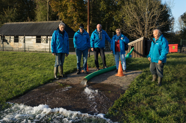In november zetten IJsclub Dronten de pompen open.