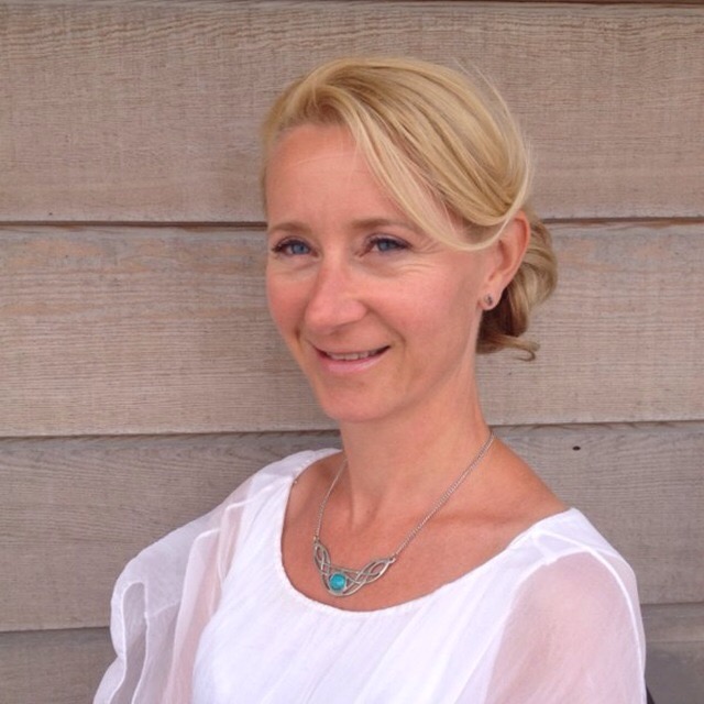 Mirjam Stoof stopt met haar cosmetisch instituut en gaat verder met Bewustwording, Natuurgeneeskunde en Healing
