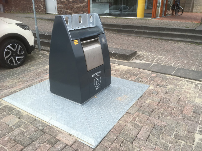 Wethouder sluit niet uit dat er maatregelen komen tegen misbruik ondergrondse containers