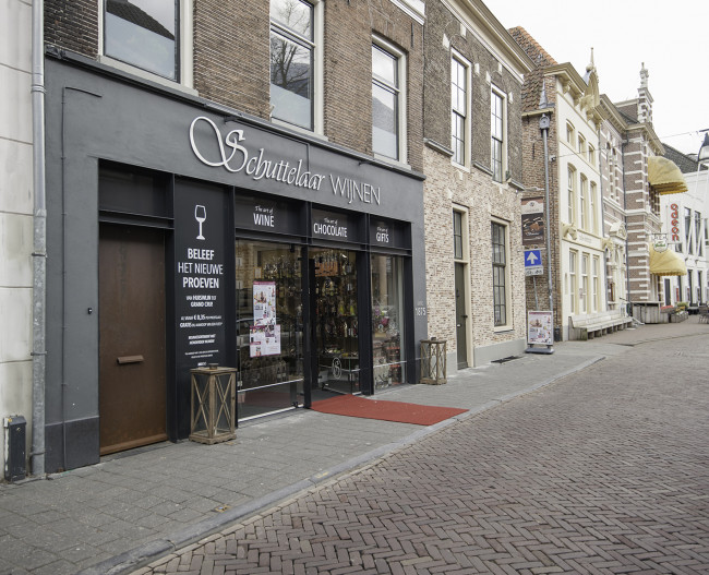 De mooiste cadeaus bij Schuttelaar Wijnen & Geschenken