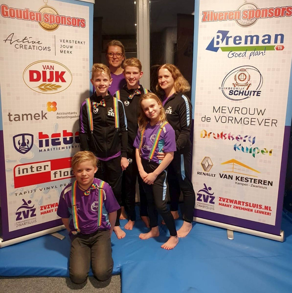 Zwemmers ZvZwartsluis snel op meerdere fronten