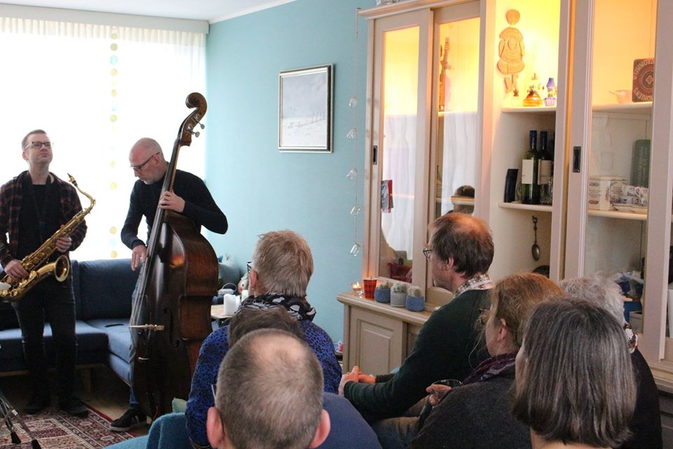 Een huiskamerconcert in het verleden