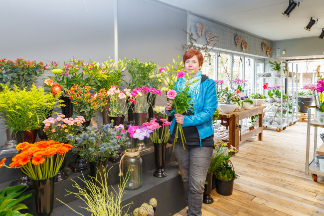Swolsch Bloemenhuys heeft passie voor bloemen en dertig jaar ervaring