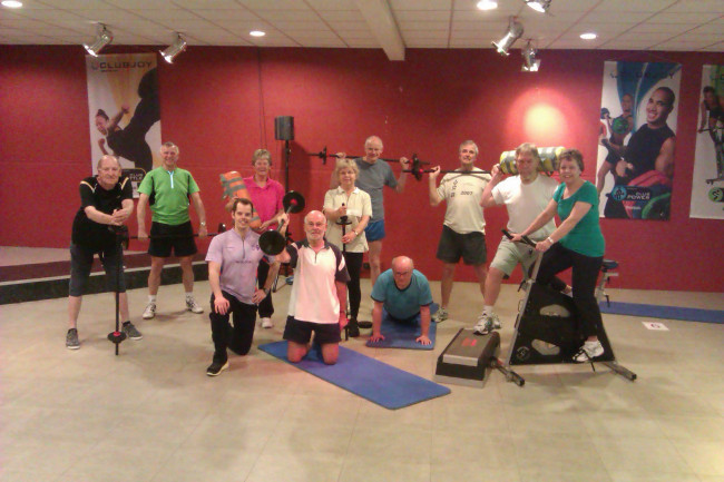 Senioren groepsfitness bij Squash & Cardiofit Centrum Zwolle in de Aa-landen 