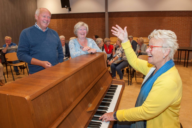 Nieuwe piano houdt koor The Second Voices gaande 