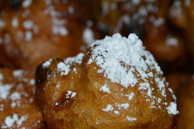 René Vermeij bereikt finale met oliebollen