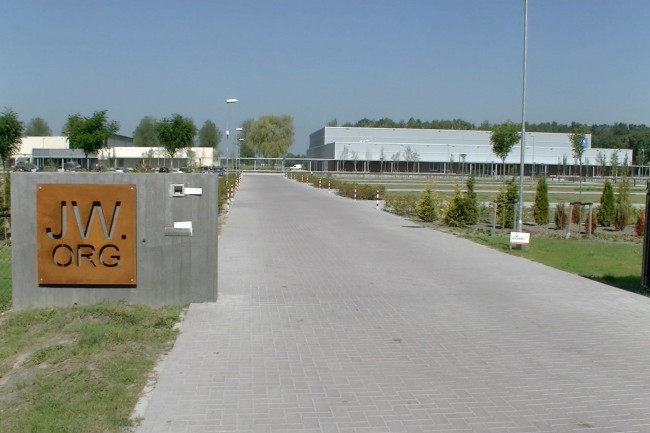 Congreshal Jehovah's Getuigen in Swifterbant.