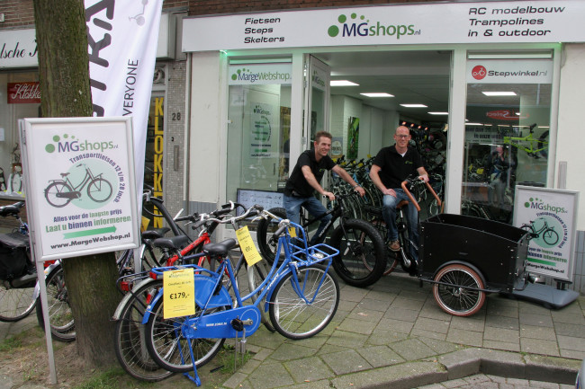 Elektrische bakfietsen staan klaar voor opstapdagen bij MGshops