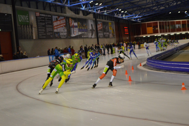 Marathonschaatsen bij Leisure World.