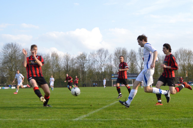 Moment uit de wedstrijd Swift'64 - Reaal Dronten (4-0) van afgelopen zaterdag.