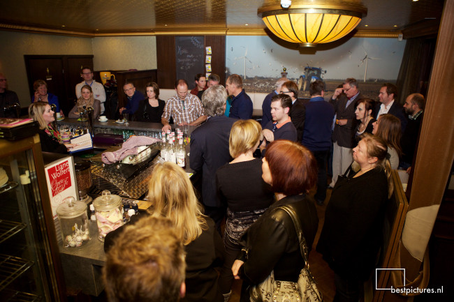 Dronten in Bedrijf - lunchroom De Pionier vol ondernemers
