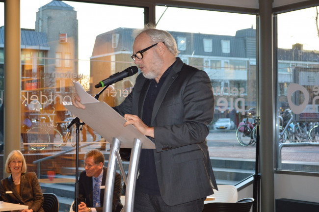 Nico Dijkshoorn bij opening Serviceplein