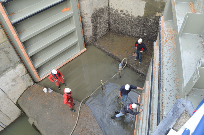 De ketelsluis kreeg in 2016 nieuwe sluisdeuren.
