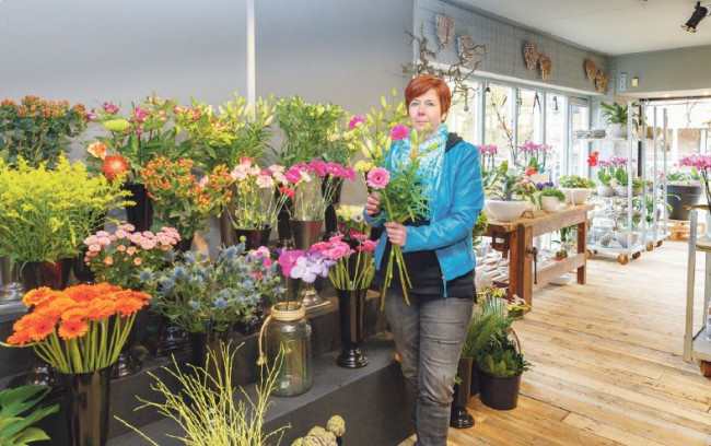 Swolsch Bloemenhuys heeft passie voor bloemen en dertig jaar ervaring