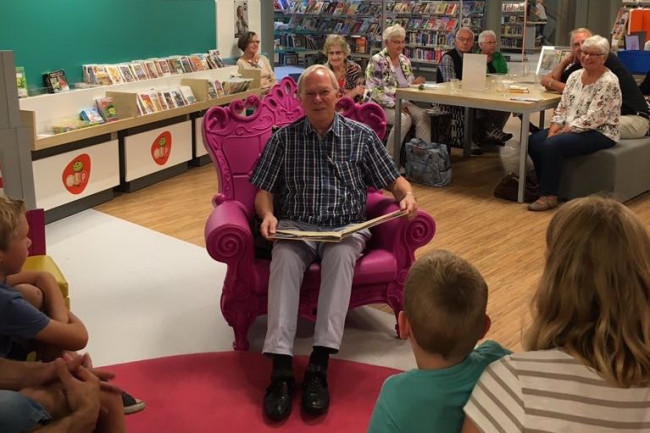 De Dag van de Ouderen van vorig jaar in de bibliotheek.