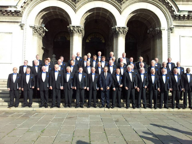 Groot Mannenkoor Zwolle en Koninklijk Heerlens Mannenkoor concerteren in de Grote-of Michaelskerk in Zwolle