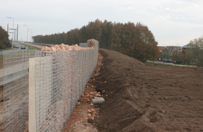 Geluidswal neemt zichtbare vormen aan!
