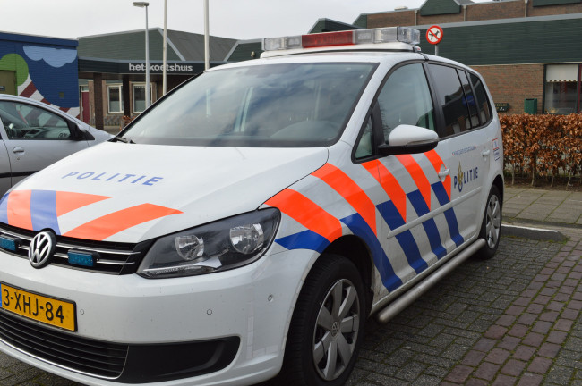 Politie vindt hennepkwekerij in kelder Biddinghuizen