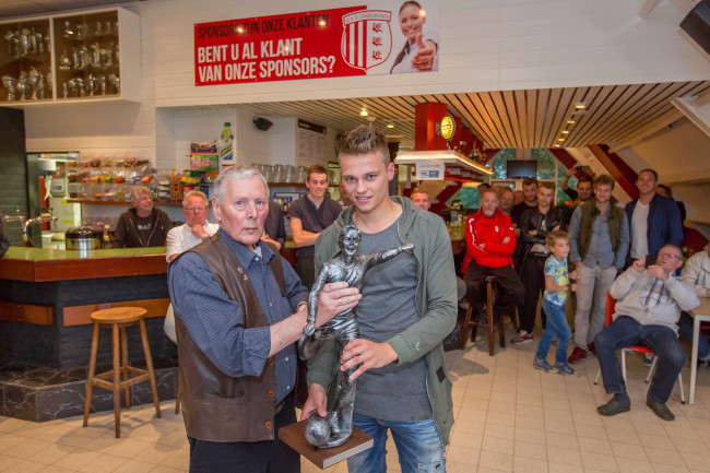 Roelof van den Berg beste speler van IJVV