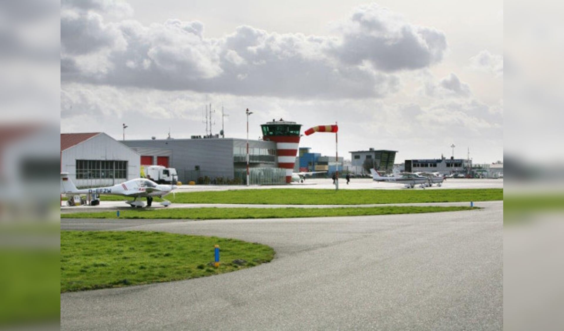 In Dronten praten over Lelystad Airport en Floriade