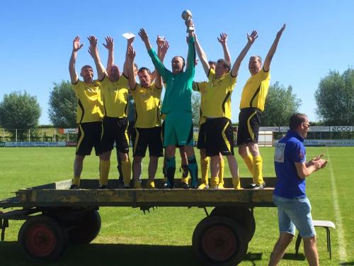 Zalk wint 35+ toernooi