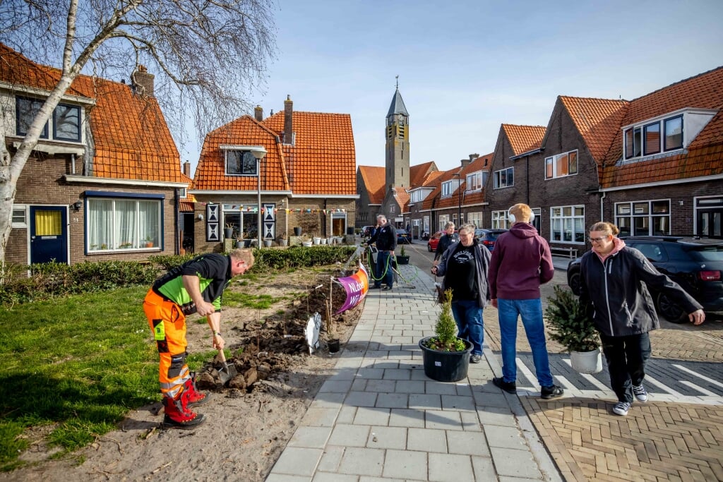 Activiteiten in de Sint Jorisstraat in Kampen.