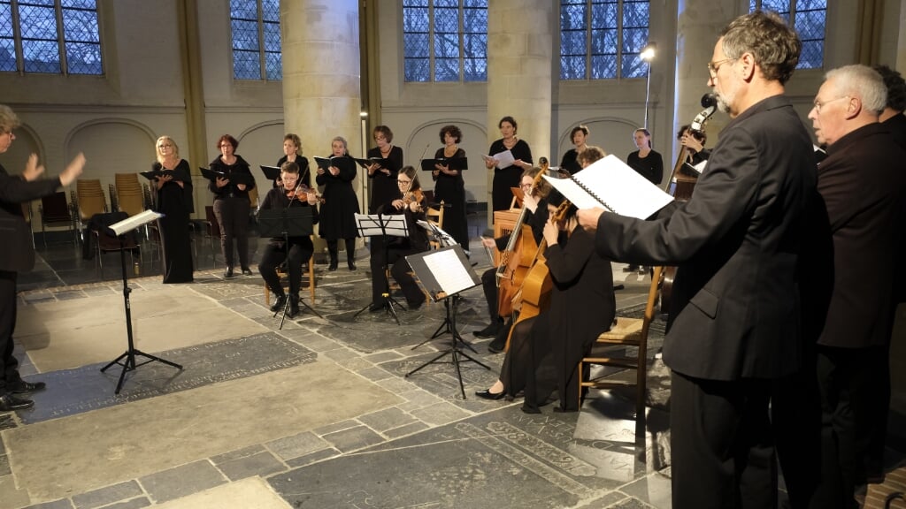Het Huygens Vocaal Ensemble geeft een concert over de lijdensweg.