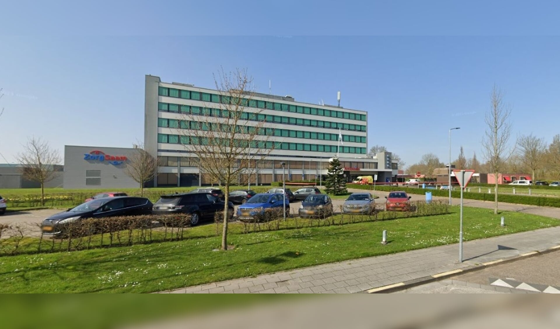 De gezondheidszorg in de Zwinregio is gebaat bij betere samenwerking tussen de ziekenhuizen. (Foto: Google Street View)