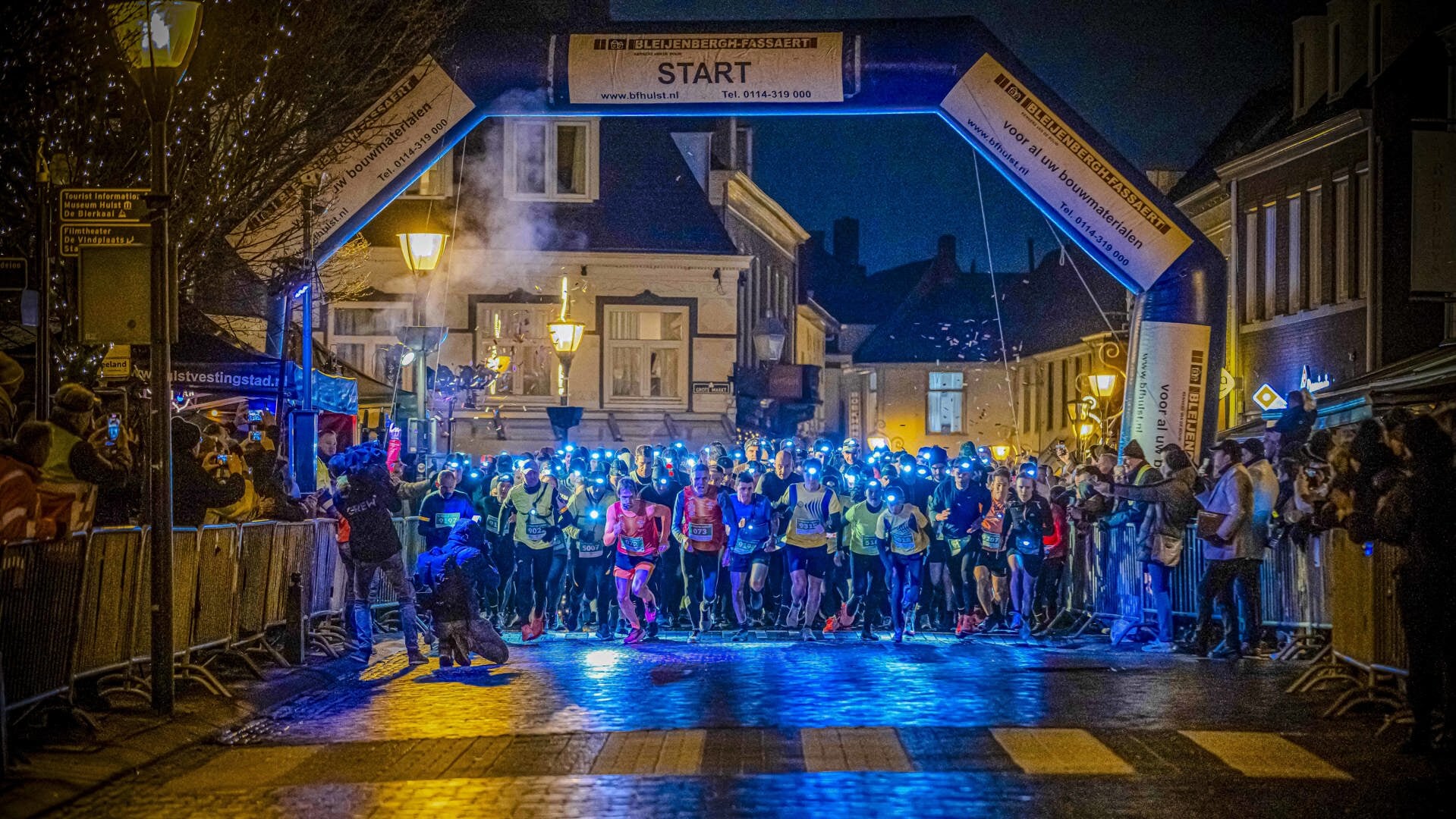 De start van Hulst by Lightrun 2023 trok begin dit jaar heel veel toeschouwers FOTO: ©GINO VAN DEN BROECKE