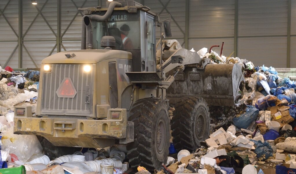 Afvalverwerking in bedrijf (archieffoto)