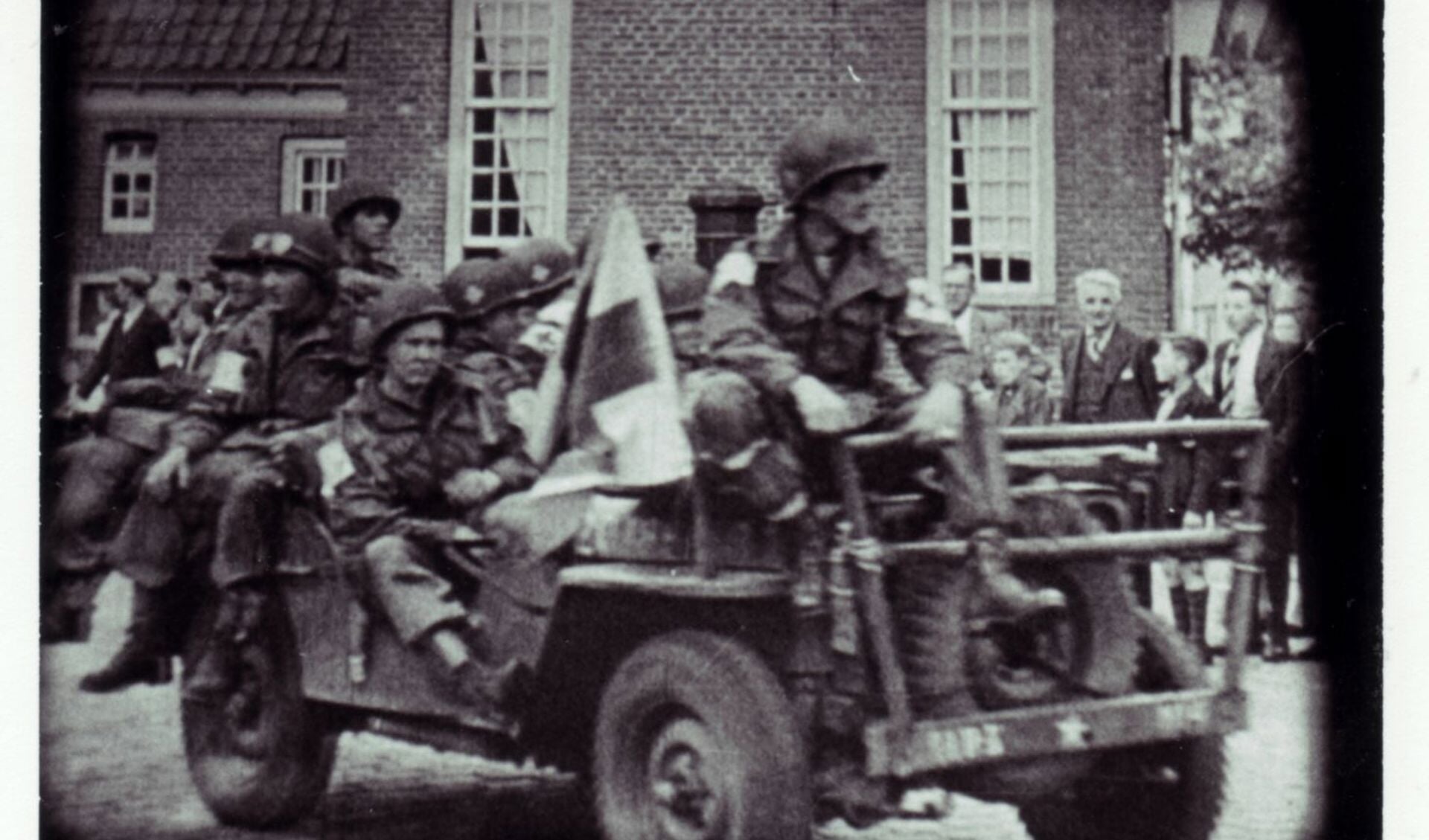  Still uit de film “Bevrijding Son, 17 september 1944”. 